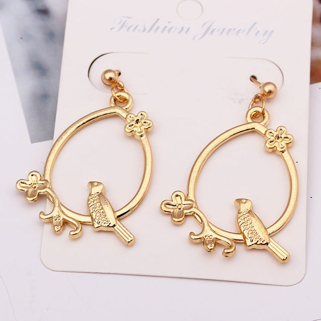 Punk Style Face Drop Earrings For Women Retro Abstract Hollow out Statement Hand Metal Fashion Dangle Earring Jewelry New